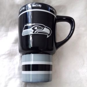 Boelter Brands 2015 Seattle Seahawks Mug 16 oz Dark Blue